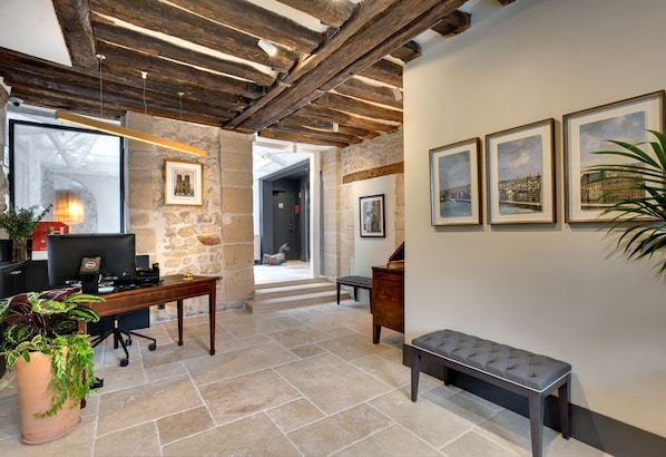 Hotel Les Rives De Notre Dame accepte les chiens à Paris