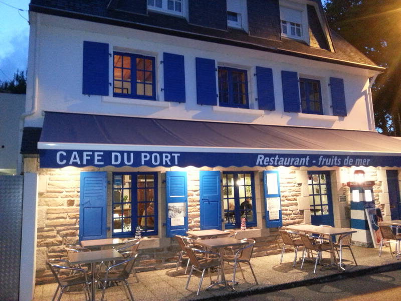Le Café du Port accepte les chiens à La Foret-Fouesnant