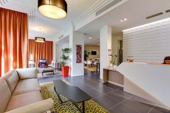 Privilège Appart Hotel Saint-Exupéry accepte les chiens à Toulouse