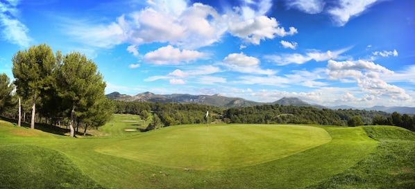 ibis budget Marseille la Valentine accepte les chiens à Marseille