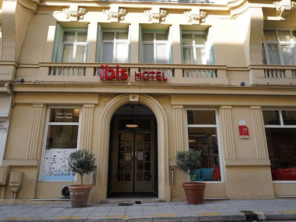 ibis Nice Centre Notre Dame accepte les chiens à Nice