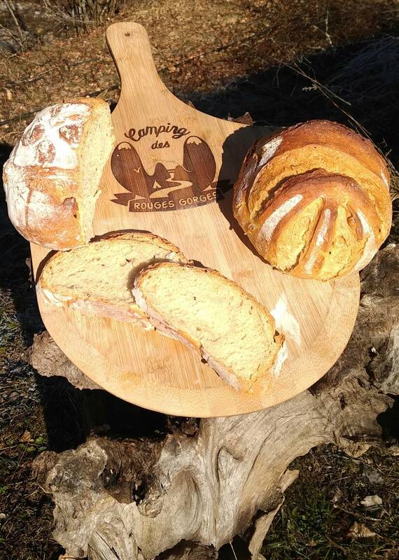 Restaurant du Camping des Rouges Gorges accepte les chiens à Guillaumes