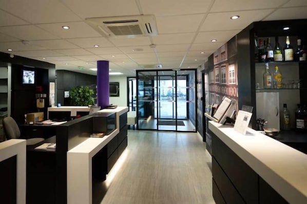 Brit Hotel Confort Rouen Centre accepte les chiens à Rouen