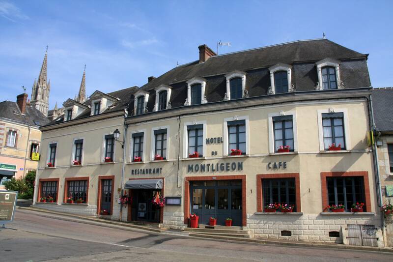 Hôtel Restaurant Le Montligeon accepte les chiens à La Chapelle-Montligeon