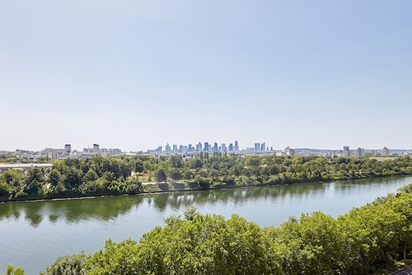 B&B Hotel Argenteuil accepte les chiens à Argenteuil