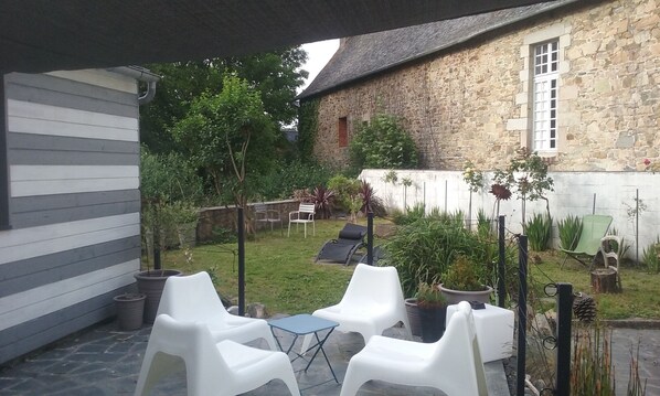 Hotel Le Saint Yves accepte les chiens à Treguier