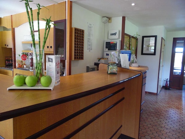 The Originals City, Hôtel du Lac, La Ferté-Bernard accepte les chiens à La Ferte-Bernard