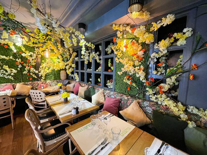 Café Cassette accepte les chiens à Paris