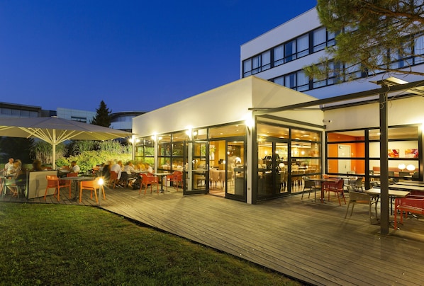 Holiday Inn Strasbourg - Nord, an IHG Hotel accepte les chiens à Schiltigheim