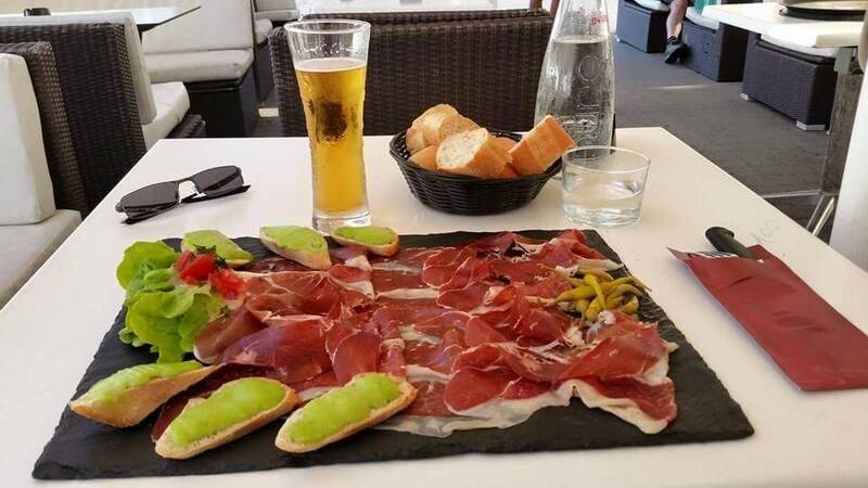 Rock Food Hossegor accepte les chiens à Soorts-Hossegor