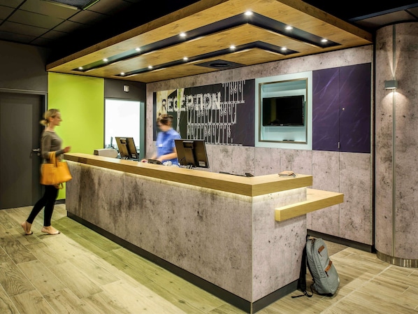 ibis budget Rochefort accepte les chiens à Lieu dit petite grange