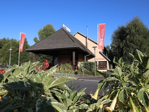 ibis Egletons accepte les chiens à Egletons