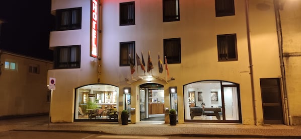 Hôtel Le Valois, Cognac accepte les chiens à Cognac