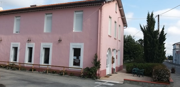 Hôtel Castel d'Olmes accepte les chiens à Laroque-d'Olmes