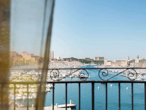 Grand Hotel Beauvau Marseille Vieux-Port – MGallery accepte les chiens à Marseille