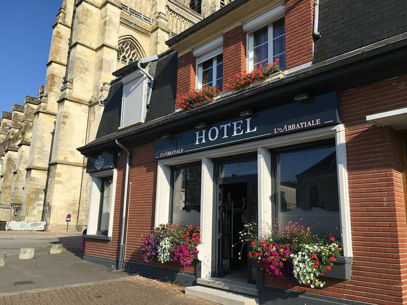 Hôtel Restaurant l'Abbatiale accepte les chiens à Corbie
