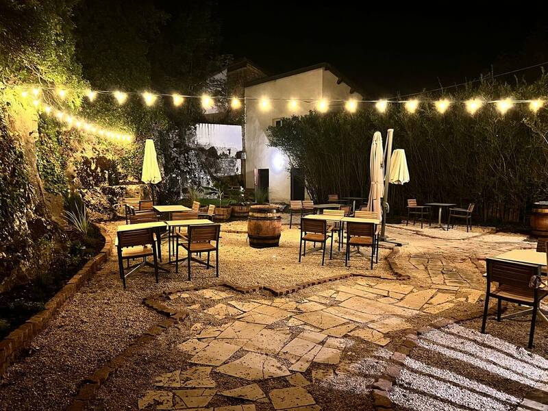 Le Meuzinc accepte les chiens à Nuits-Saint-Georges