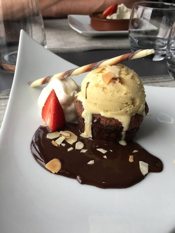 L'Atelier 144 accepte les chiens à Carpiquet