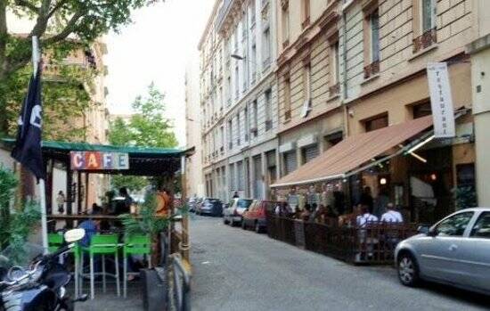 Restaurant l'Essentiel accepte les chiens à Lyon