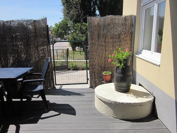 Chambres dans maison de vacances avec SPA extérieur accepte les chiens à They-sous-Montfort