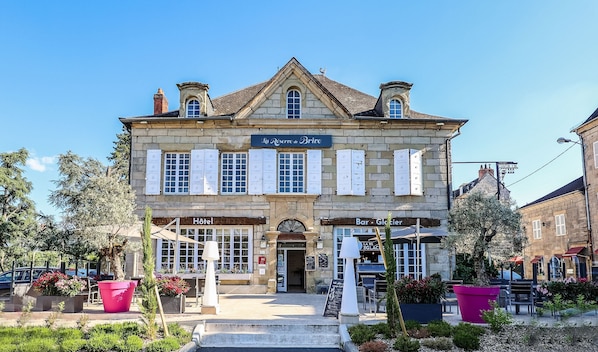 Hôtel La Réserve de Brive accepte les chiens à Brive-la-Gaillarde