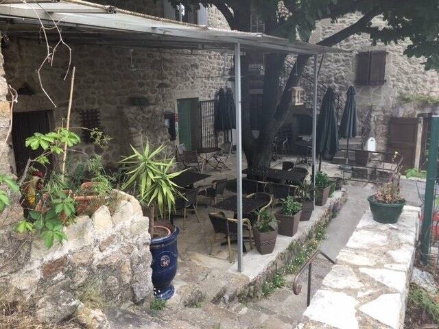 La Balade Gourmande accepte les chiens à Soudorgues