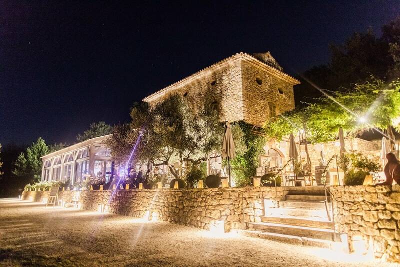 La Bastide de Fangouse accepte les chiens à Entrecasteaux