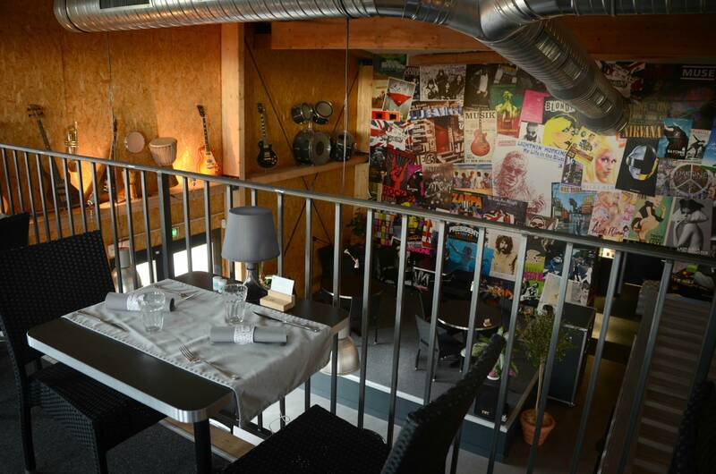 La Cantine Gourmande accepte les chiens à Lambesc