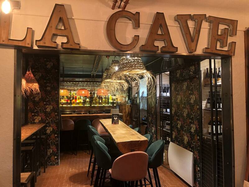 La Cave accepte les chiens à Pra Loup