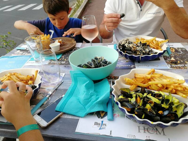 La Coquille, Bar à Huîtres accepte les chiens à La Palmyre-Les Mathes