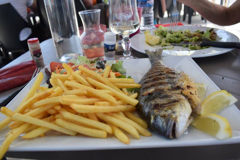 La Jean Bart accepte les chiens à Carry-le-Rouet