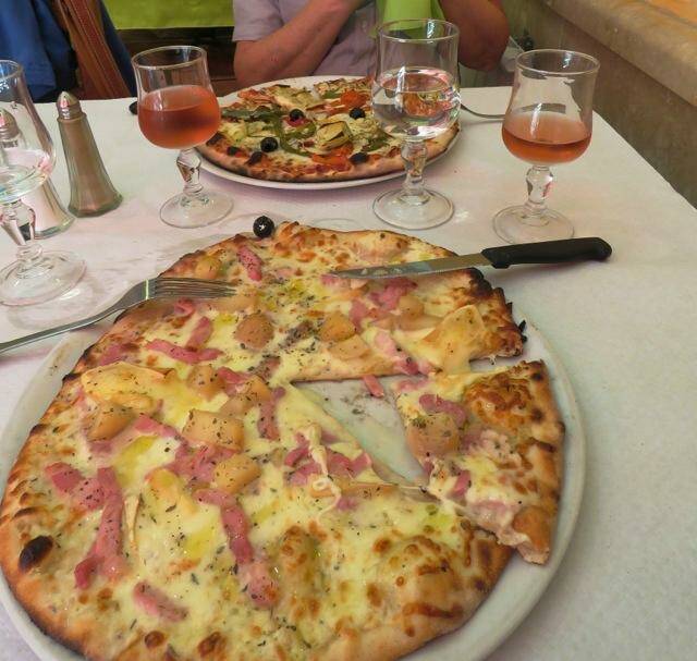 La Roma accepte les chiens à Nérac