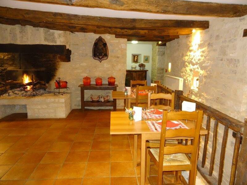 L'Auberge du Mas d'Aspech accepte les chiens à Belmont-Sainte-Foi