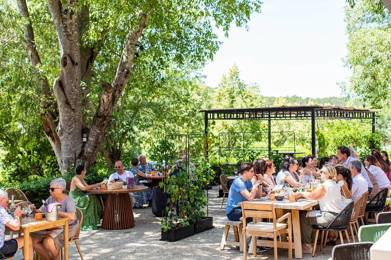 La Table de Mentone accepte les chiens à Saint-Antonin-du-Var