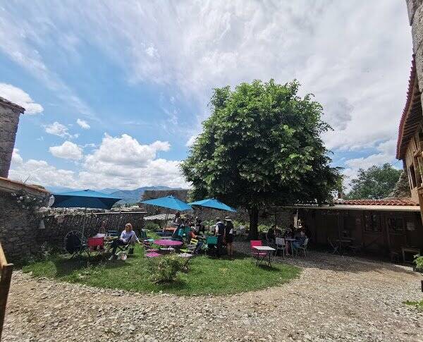 La Grange De La Cité accepte les chiens à Saint-Lizier