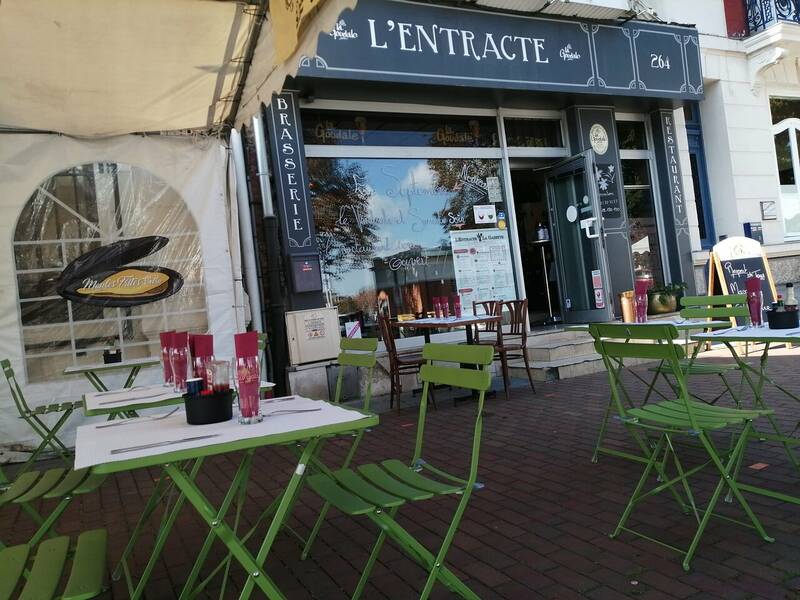 Restaurant l'Entracte accepte les chiens à Douai