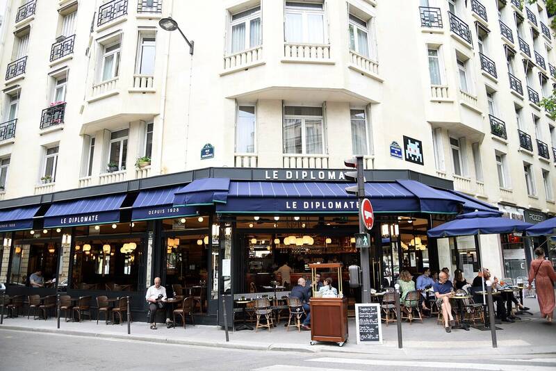 Le Diplomate Paris 17 accepte les chiens à Paris