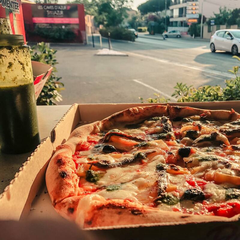 Camion Bleu accepte les chiens à Sanary-sur-Mer