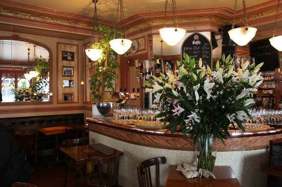 Le Chansonnier accepte les chiens à Paris