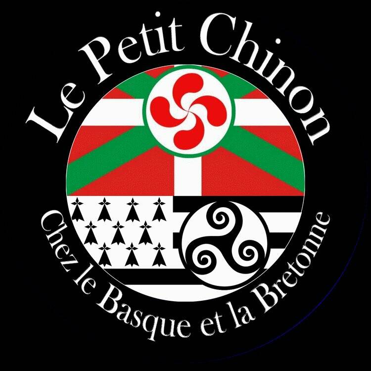 Le Petit Chinon accepte les chiens à Quincy-Voisins