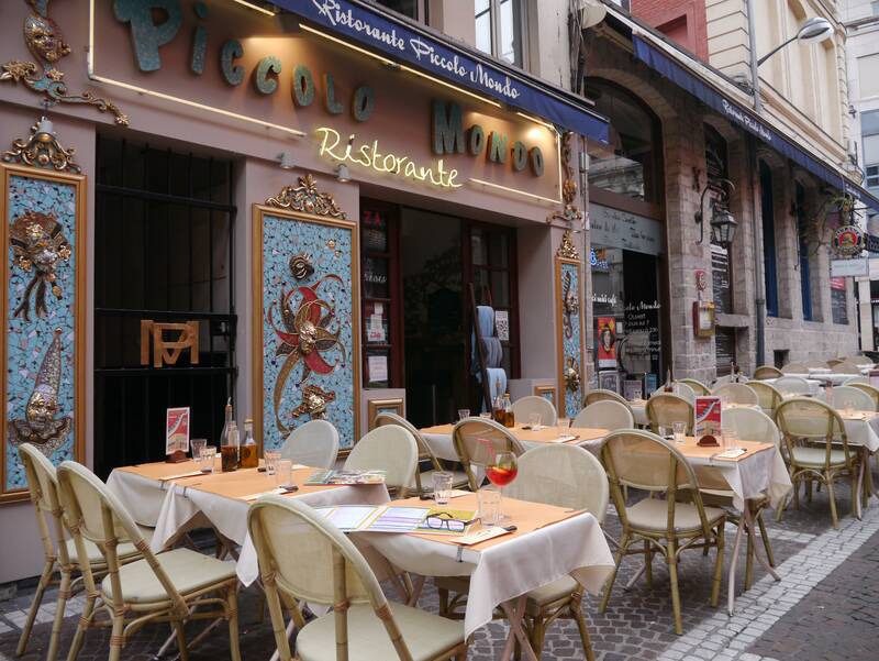 le piccolo mondo accepte les chiens à Lille