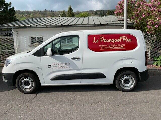 Le Pourquoi Pas accepte les chiens à La Bourboule