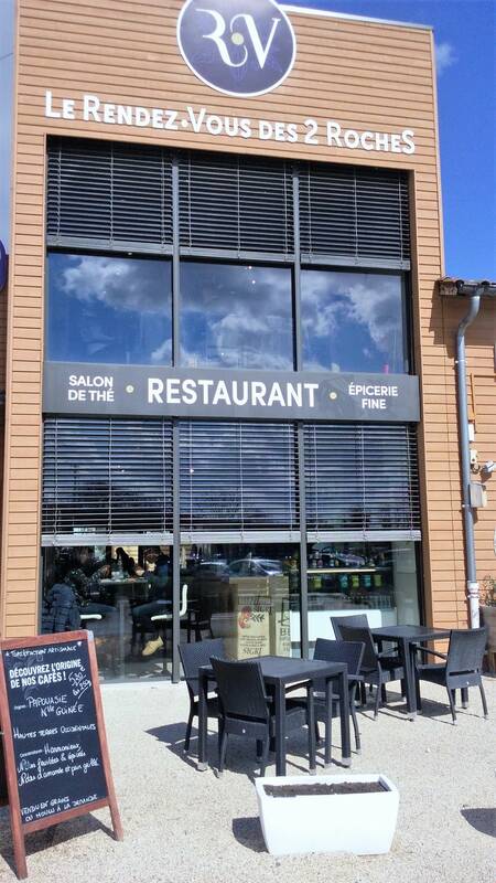 Le Rendez-Vous des 2 Roches accepte les chiens à Prissé