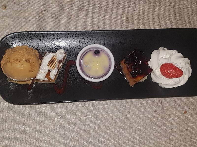 Le Salon Du Capucin accepte les chiens à Le Mont-Dore