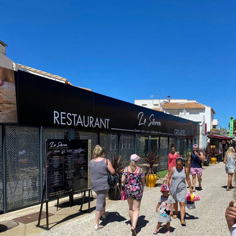 Le Storm accepte les chiens à Marseillan Plage