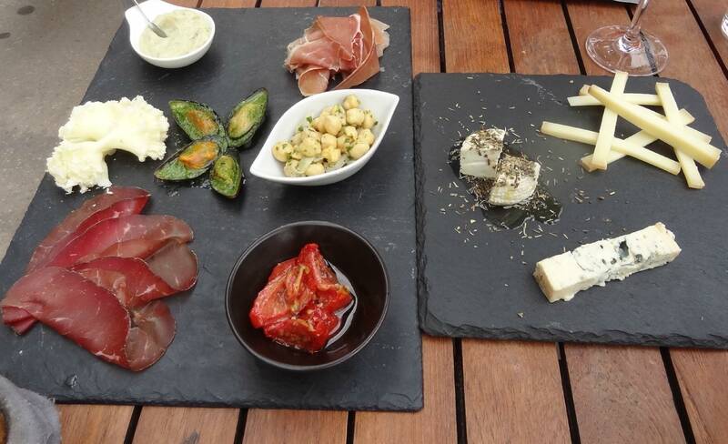 Le Wet State accepte les chiens à Pezenas