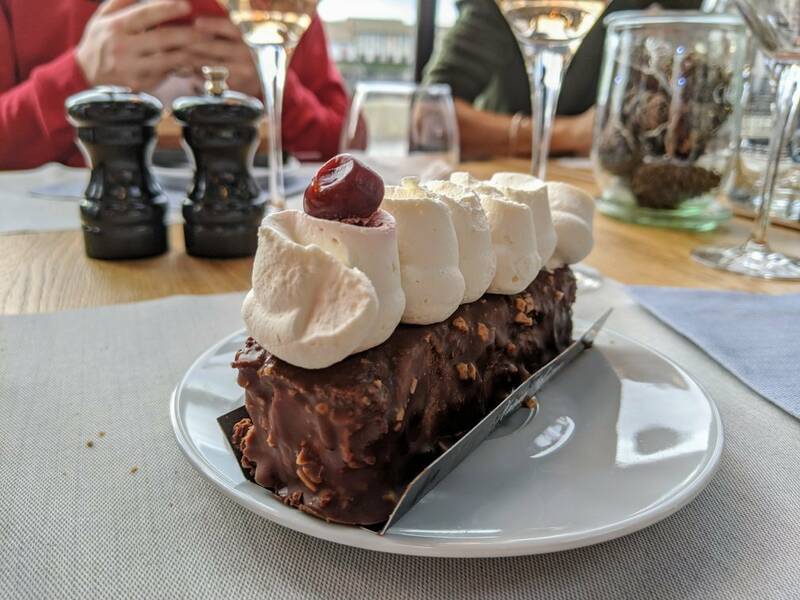 Les Allées Gourmandes accepte les chiens à Villeneuve-sur-Lot