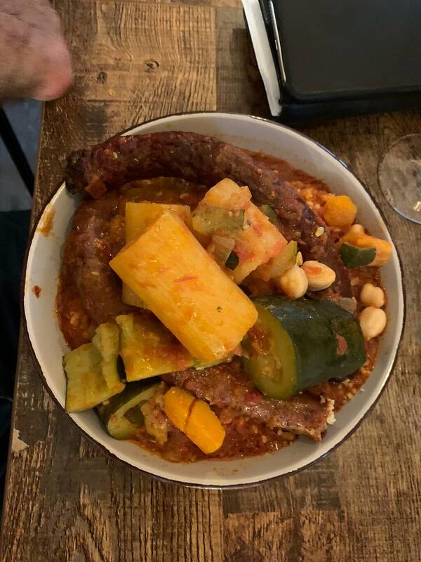 Les Hédonistes accepte les chiens à La Rochelle