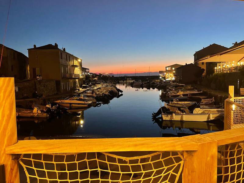 L'Auberge du Pêcheur accepte les chiens à Centuri