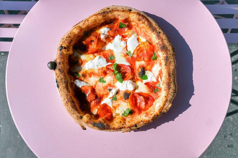 Fimmina Pizzeria accepte les chiens à Paris